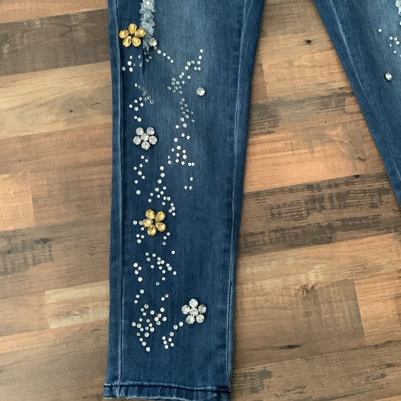 Sparkling Jeans - Picture 4 of 7